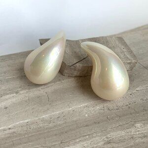 NEW ~ Anthropologie Pearl Teardrop Earrings